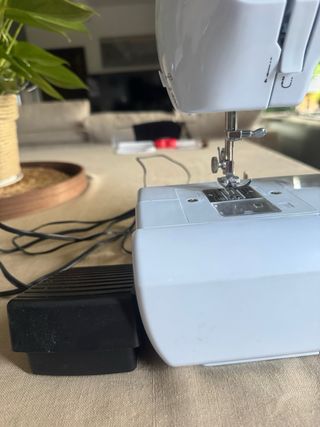 Máquina de Coser Portatil