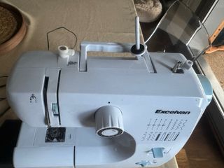 Máquina de Coser Portatil