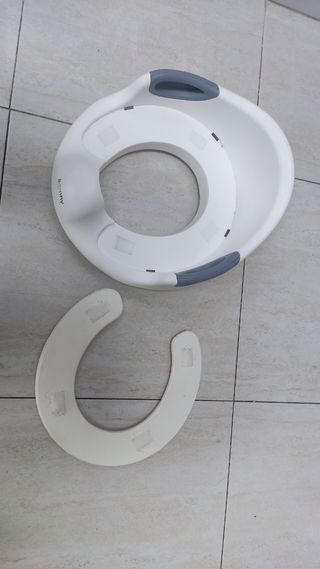 Asiento reductor niño WC baño