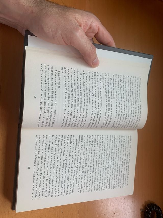 Libro. “el impostor” Javier cercas.