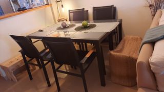 Mesa y 6 sillas con brazo
