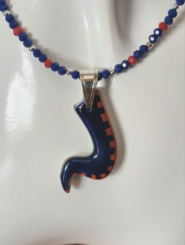 Colgante de sargadelos con collar