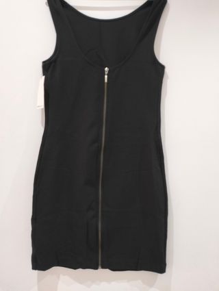 Vestido nuevo con etiqueta