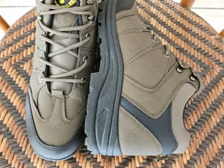 Botas de montaña de trekking hombre
