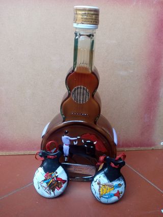 Botella forma de guitarra adorno