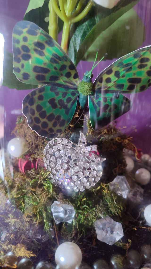 Arreglo floral en cúpula