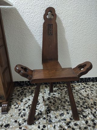 Taquillón antiguo. Venta SIN envíos.