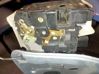 CERRADURA Y ELEVALUNAS VOLKSWAGEN PASSAT 2004