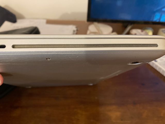 Apple MacBookPro 5,5. Giugno 2009