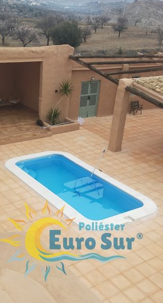 OFERTAS PISCINAS Y DEPOSITOS POLIESTER