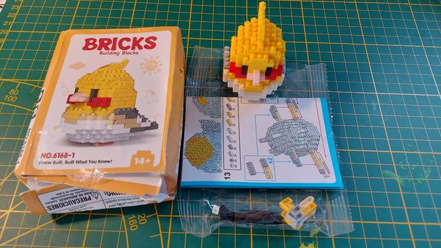 Uccelli dai mattoni (fatti)