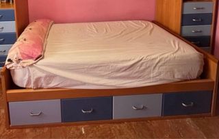Cama com mueble