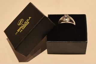 SOLITARIO DE ORO BLANCO 18K/8.6Gr