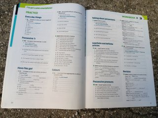 Libro scolastico di lingua inglese