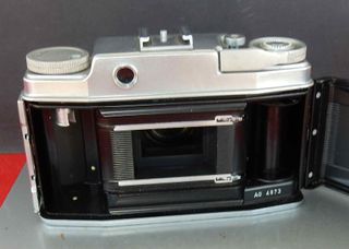 1326-Cámar AGFA SUPER SILETTE-de telemetro-funda