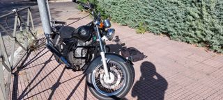 Suzuki Marauder 250