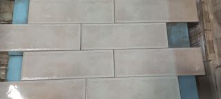 Azulejos Anaís crema brillo 9'5*30