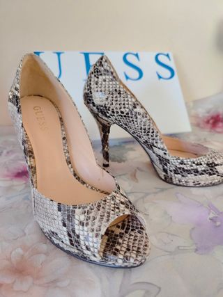 Zapatos Guess Serpiente fiesta o cocktail