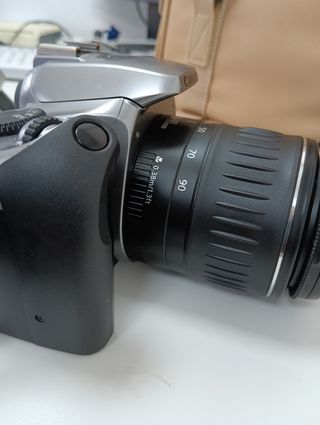 Cámara Reflex Canon Eos 3000v