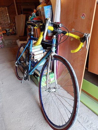 Bicicleta de carretera BH