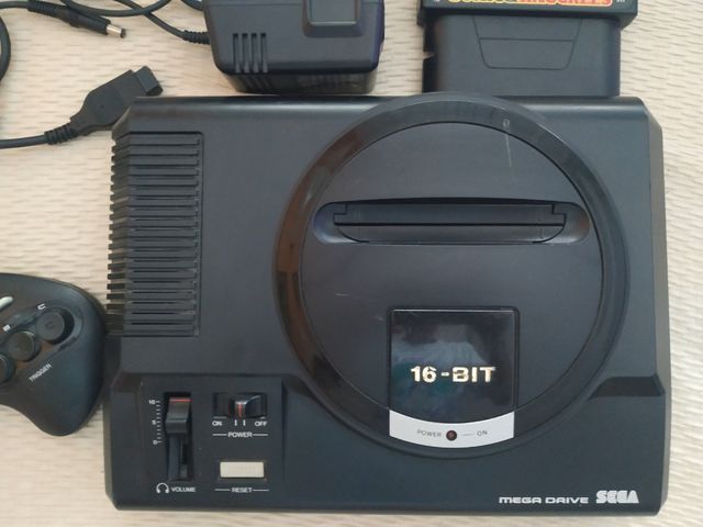 Megadrive 1 + juego Sonic & knucles