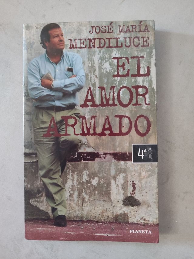Libro " EL AMOR ARMADO"