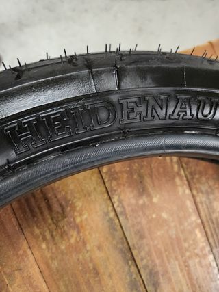 Neumatico café racer