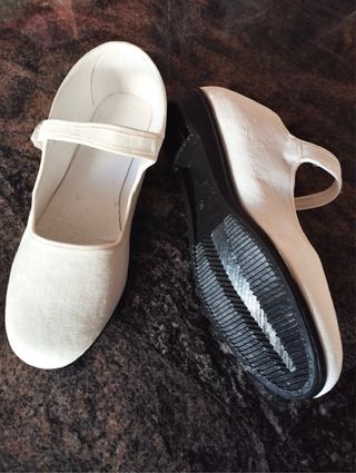 Zapatos Merceditas terciopelo blanco