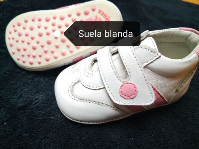 LOTE BADANAS PIEL NUEVAS T18 + CALCETINES