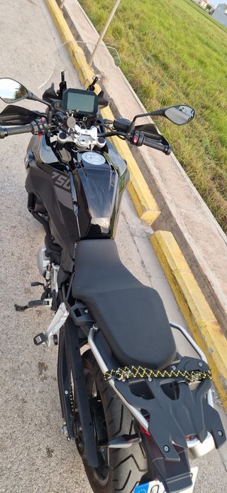 BMW F 750 GS 2023 "TRIPLE BLACK"