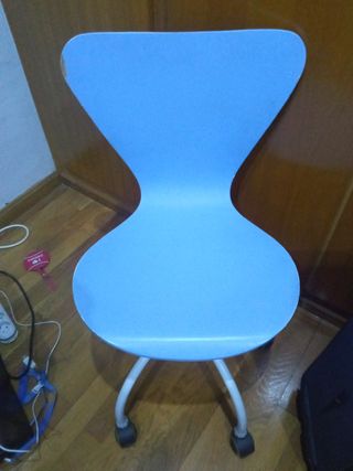Silla escritorio con ruedas