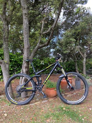 Bicicleta de montaña Cube stereo 140 27,5 talla M