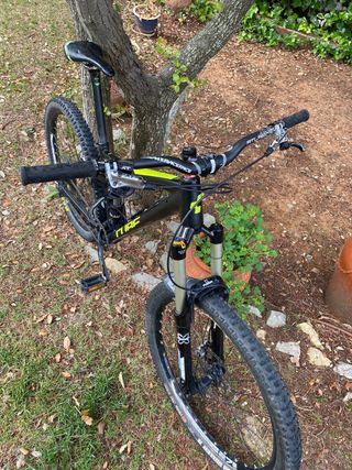Bicicleta de montaña Cube stereo 140 27,5 talla M