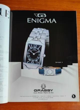 Lote 2 revistas Vogue