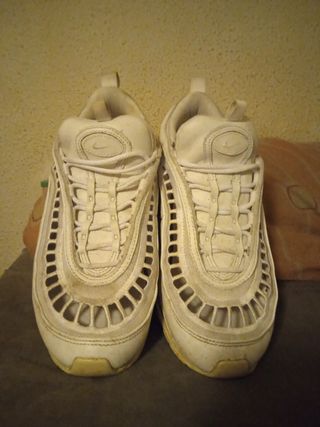 ZAPATILLAS UNISEX NIKE AIR MAX TALLA 40 BLANCAS