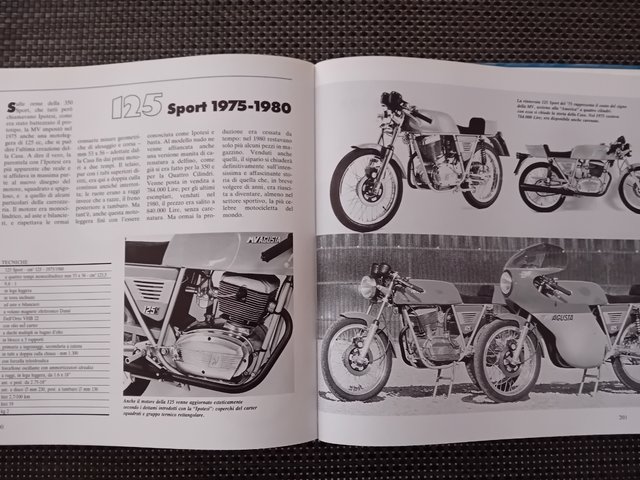 Libro MV AGUSTA historia y modelos
