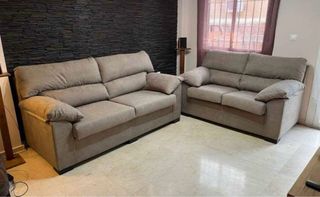 SOFAS A ESTRENAR 2 Y 3 PLAZAS // desde 200€