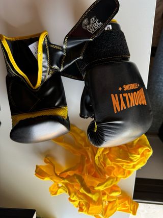 Guantes boxeo y vendas