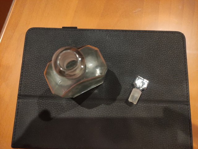 Antigua botella cristal DENTISTE  OP MACHEEHAN