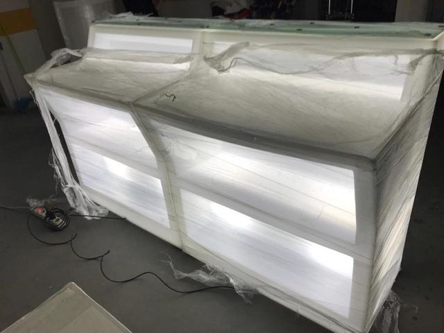 Mobiliario de exterior con iluminacion