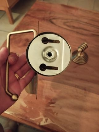 Portarrollos y percha