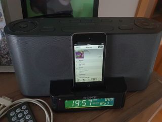 Sony altavoz + Ipod touch