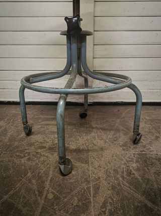 Silla. Alta. Arquitecto. Industrial.