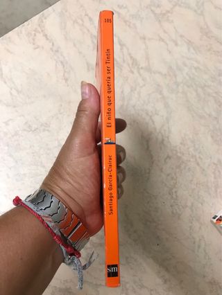 LIBRO EL NIÑO QUE QUERIA SER TINTIN