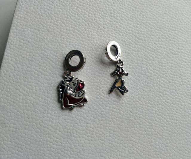 Charms Timón y Pumba (conjunto) Disney