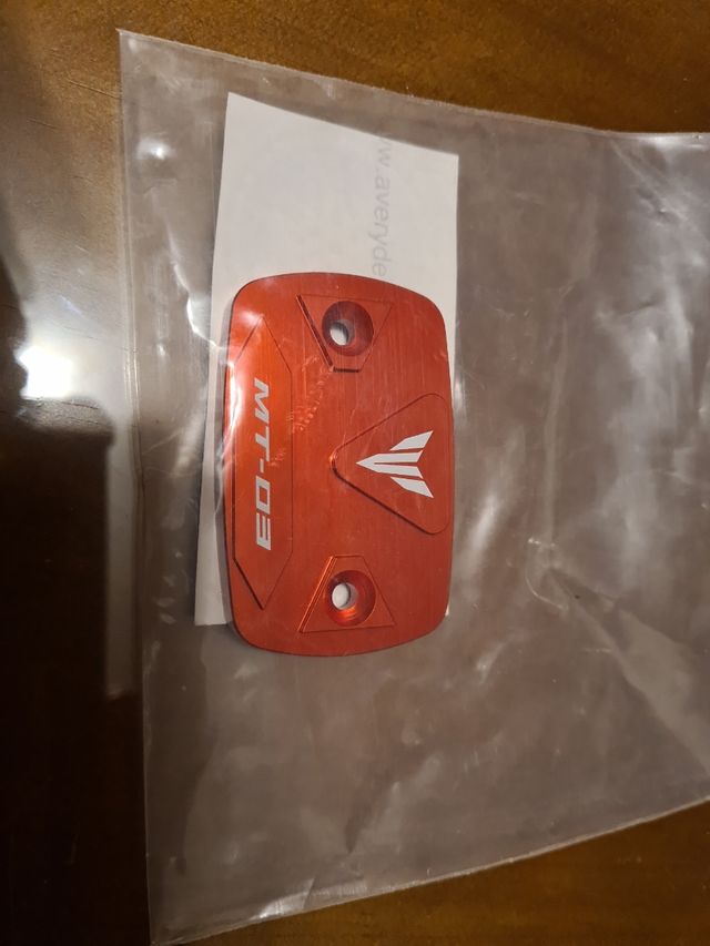 Manetas y tapa freno yamaha mt 03 moderna (no 660)