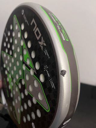 Pala de padel nox AT10