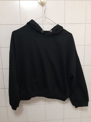 N. 2 felpe nere con cappuccio