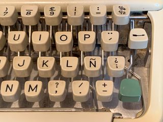 Máquina de escribir  Olympia Splendid 33 de