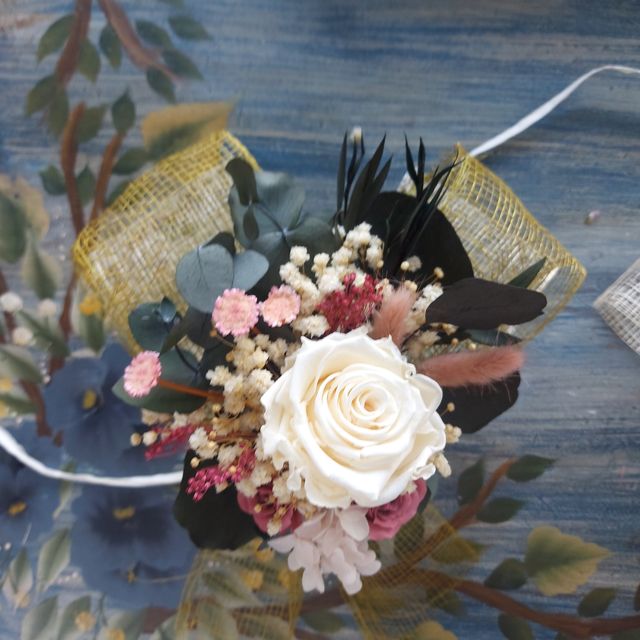 Pack 2 lazos coche boda con flor preservada.